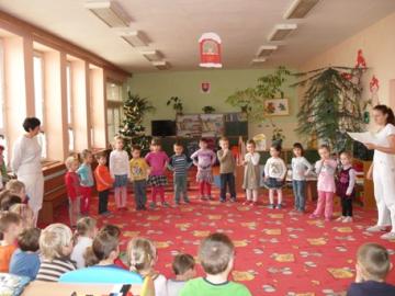 Vianočná besiedka malí Vianočná besiedka malí