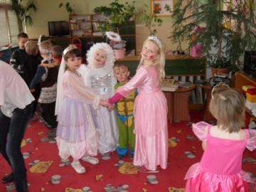Karnevalová tancovačka Karnevalová tancovačka