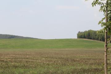 V diaľke na horizonte je vidno prvého pretekára V diaľke na horizonte je vidno prvého pretekára